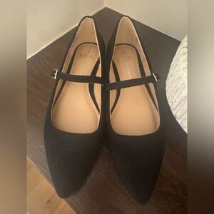 NWT MIA Black Suede Flats